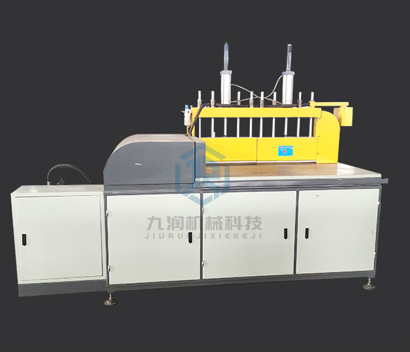 半自動鋁切機(jī)