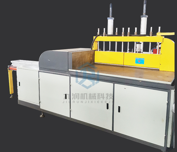 半自動鋁切機(jī)